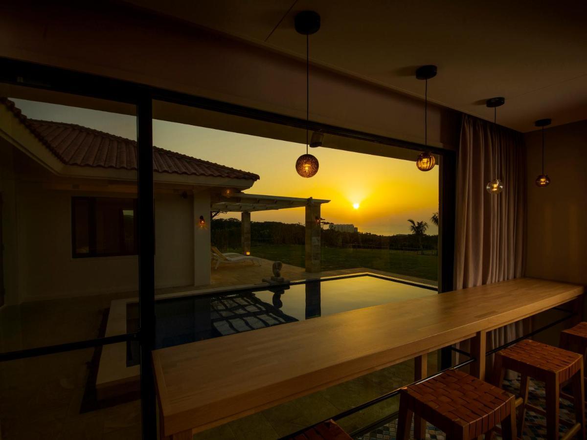 Kanehide Kise Country Club Nago Exterior foto