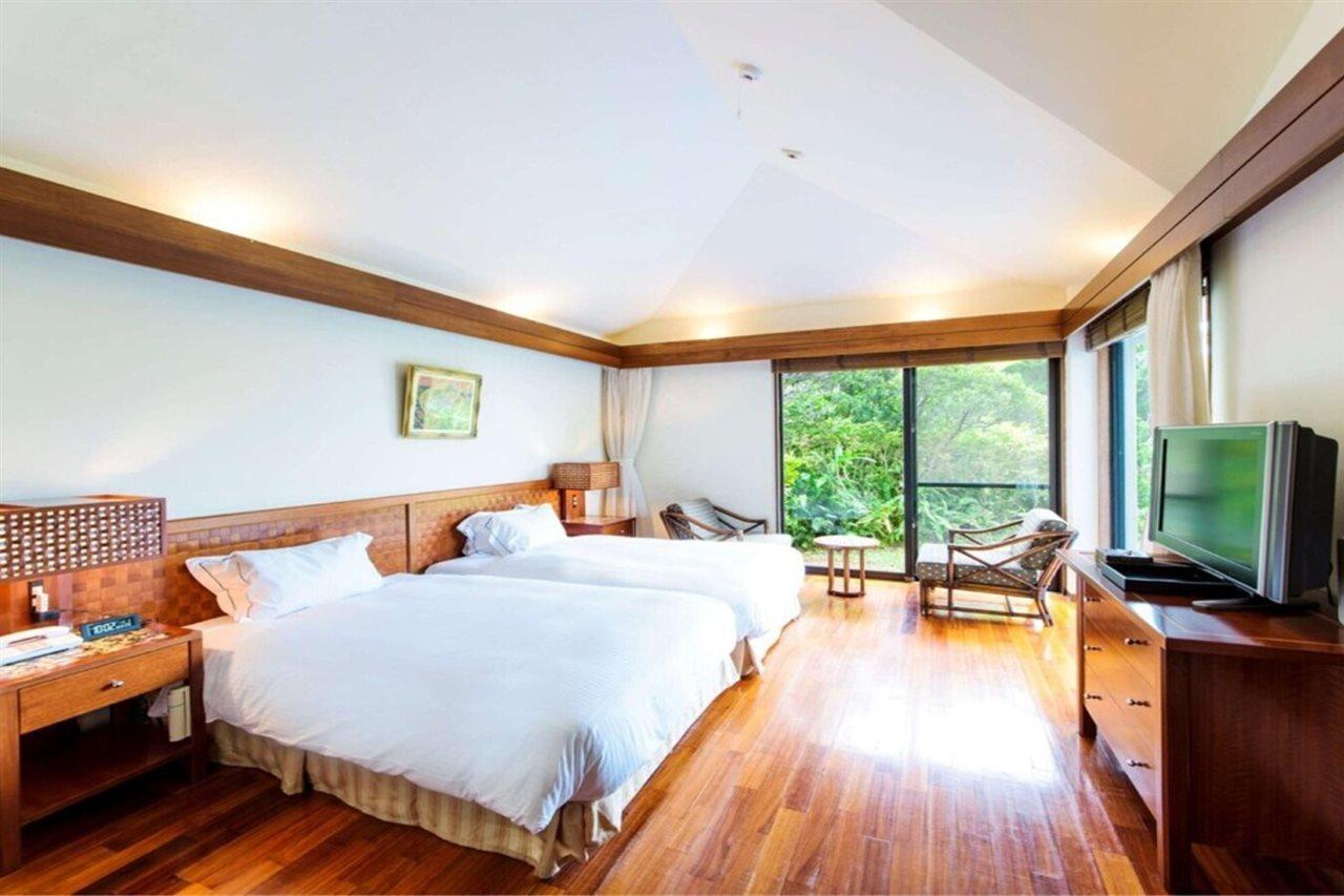 Kanehide Kise Country Club Nago Exterior foto